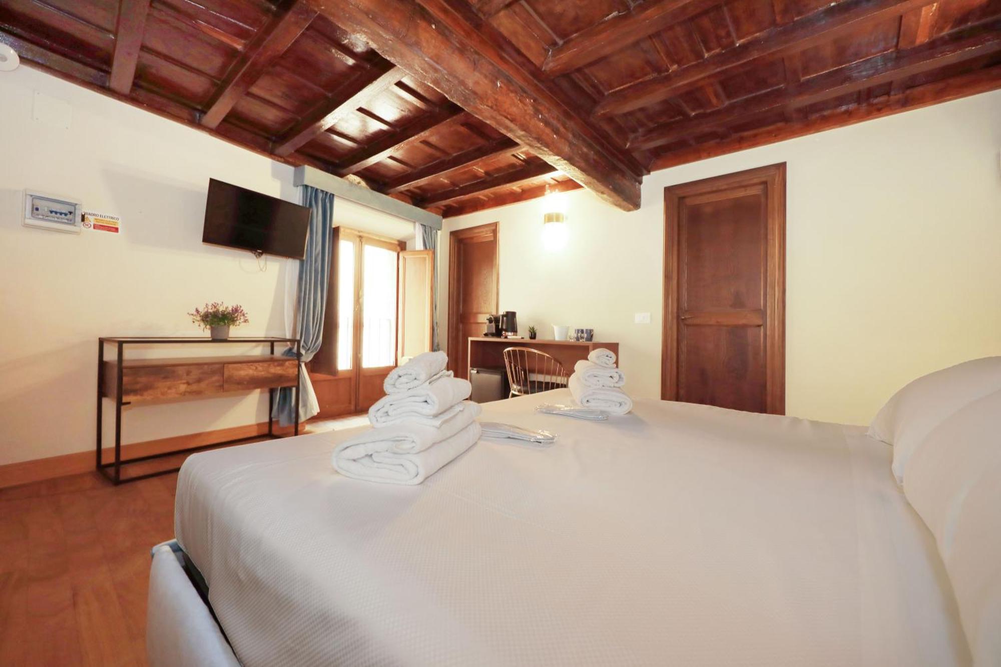 Golden Pantheon Rooms Roma Esterno foto